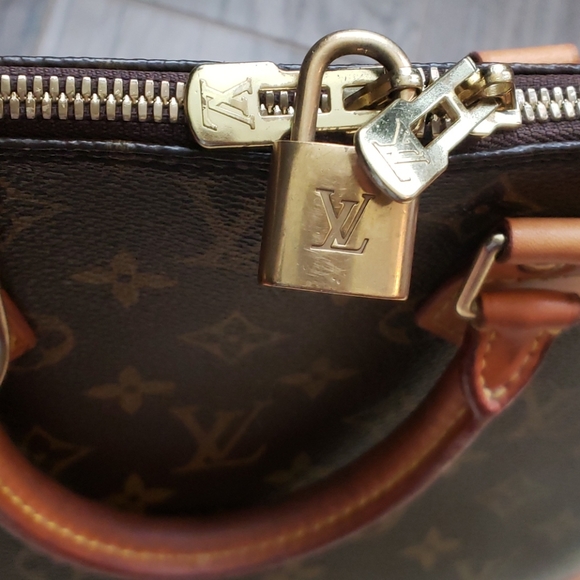 LV Alma PM - Picture 10 of 16